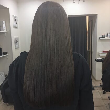 Выпрямление волос кератином